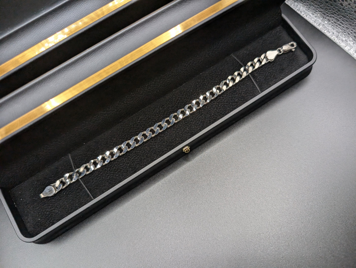 Diamond cut Cuban link bracelet