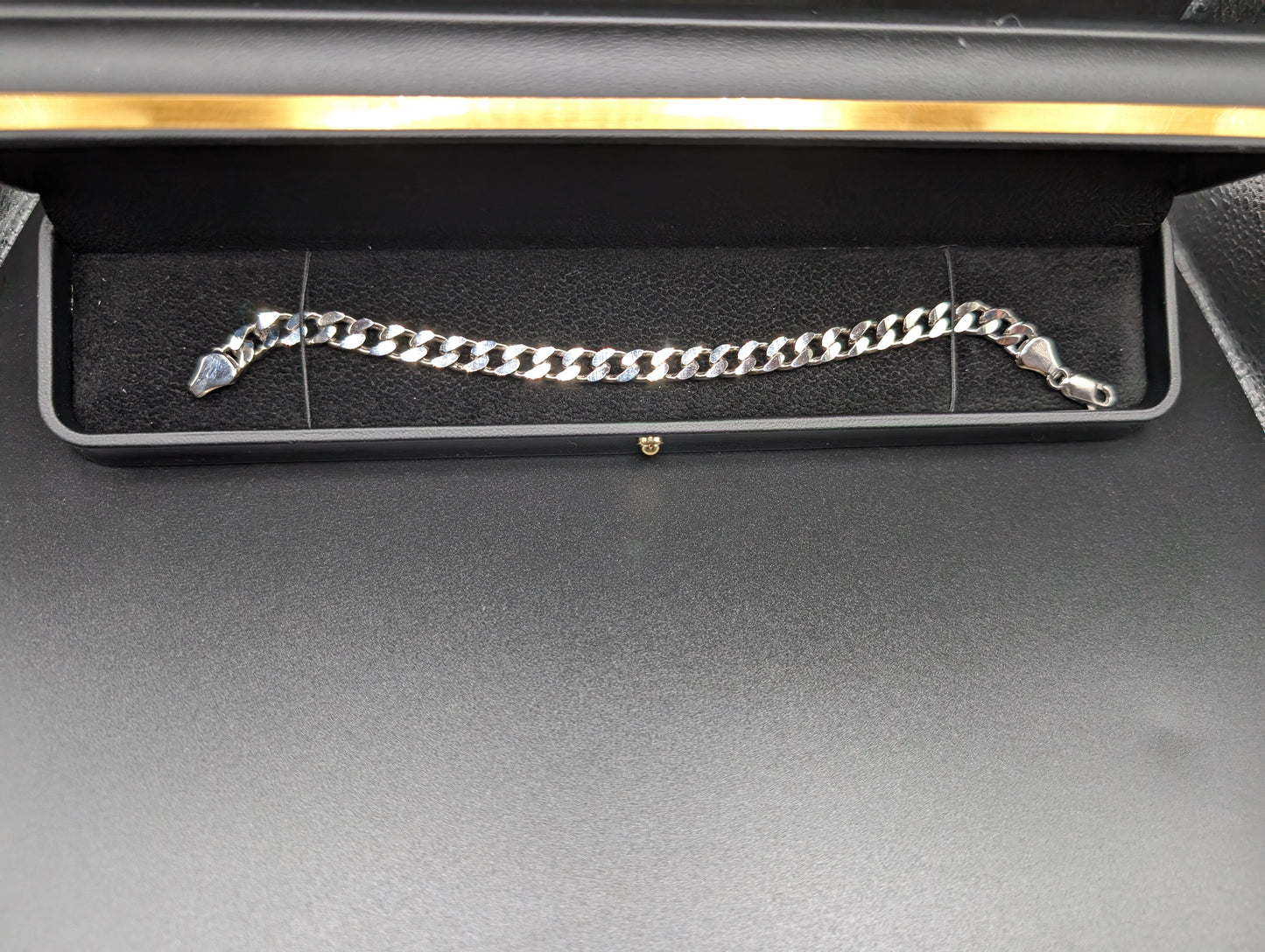 Diamond cut Cuban link bracelet